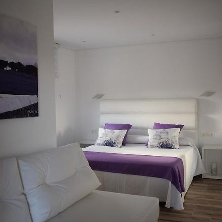 Endrinal Hotel Restaurante Racha מראה חיצוני תמונה